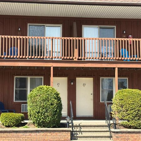 Mohican Resort Motel, Conveniently Located To All Lake George Attractions Queensbury Exterior photo
