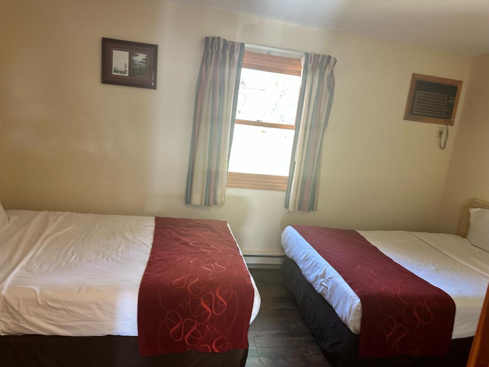 Mohican Resort Motel, Conveniently Located To All Lake George Attractions Queensbury Exterior photo