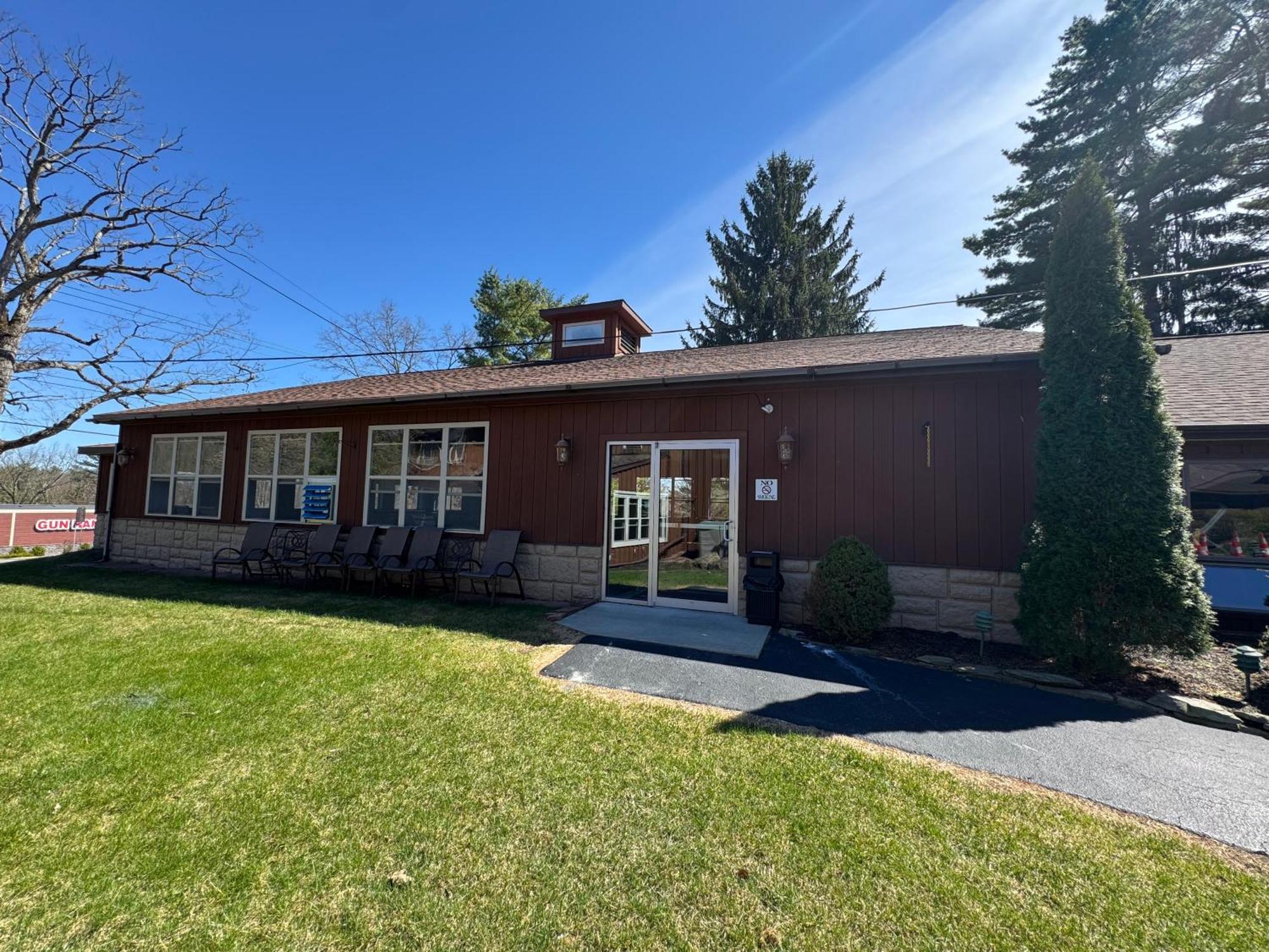 Mohican Resort Motel, Conveniently Located To All Lake George Attractions Queensbury Exterior photo